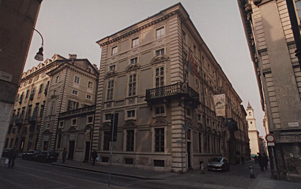 Palazzo-Barolo