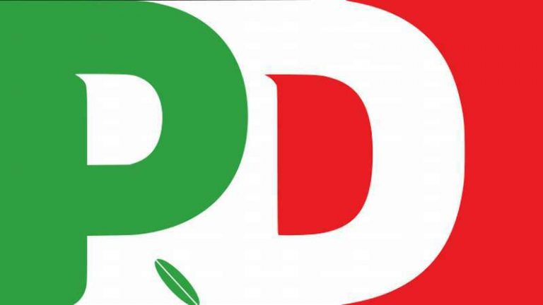 Pacco bomba davanti alla sede del Pd ad Avigliana