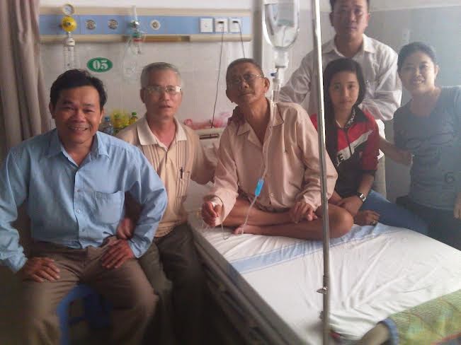 La persecuzione comunista, la catena usata come rosario, la libertà dopo 40 anni di carcere. Storia di Nguyễn Hữu Cầu