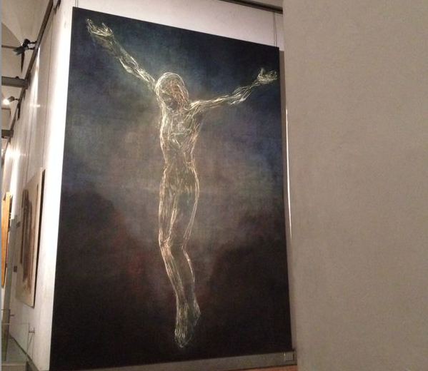 Dal design al crocifisso. Storia di Guido Venturini, l’esploratore di zona d’ombra che ora dipinge la luce aurorale