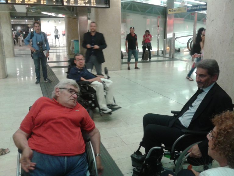 “Nei panni delle persone con disabilità”. L’iniziativa dell’intergruppo “Vita, Famiglia, Economia Sociale”