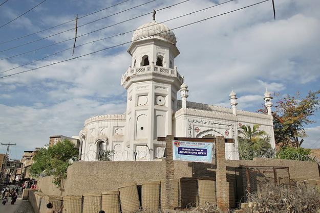 pakistan-peshawar-chiesa1