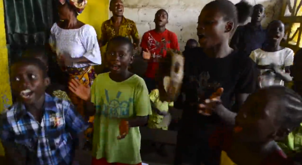 ebola-liberia-chiesa1