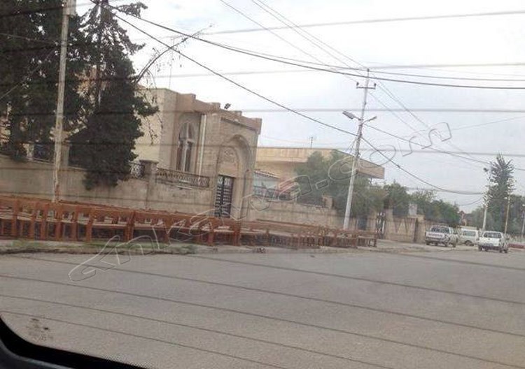 Mosul. Lo Stato islamico mette in vendita panche e arredi della chiesa di Sant’Efrem: diventerà una moschea