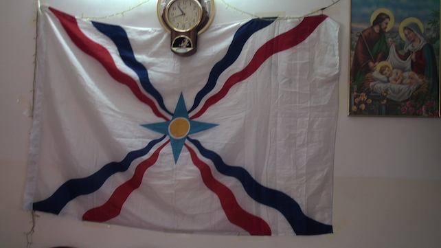 iraq-baqofa-bandiera-milizie-cristiane-dwekh-nawsha-k