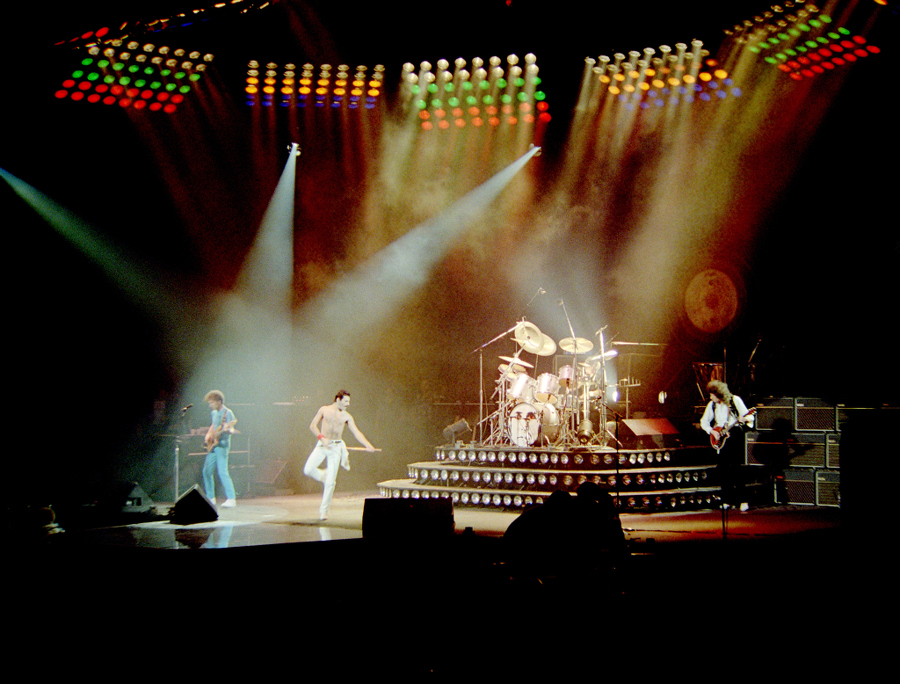 freddie-mercury-queen-1