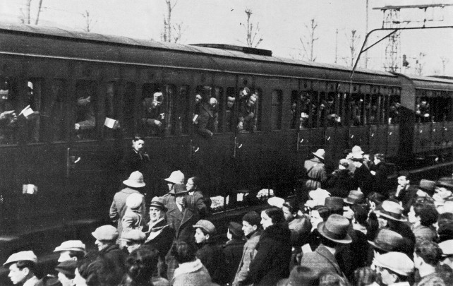 soldati-italia-treno-wikimedia