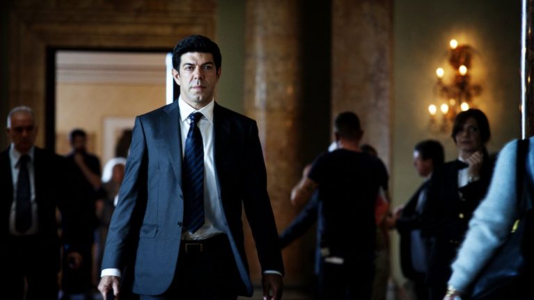 Suburra. Sollima è una garanzia, Amendola notevole. Ma qualcosa manca