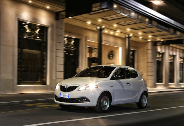 Ypsilon. È tornata la fashion city car per eccellenza