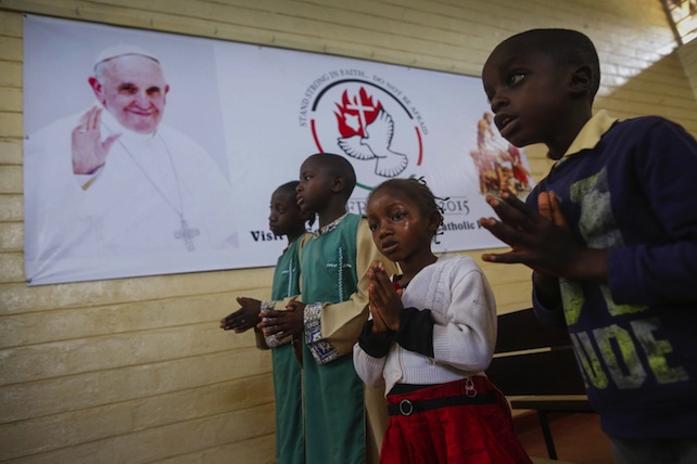 L’Uganda attende il Papa: «Temiamo la colonizzazione ideologica»