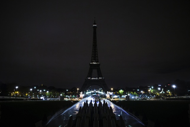 Di fronte alla tragedia di Parigi cosa possiamo fare?