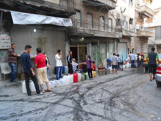 Lettera da Aleppo. «Il nostro quinto Natale sotto le bombe, senz’acqua né elettricità»