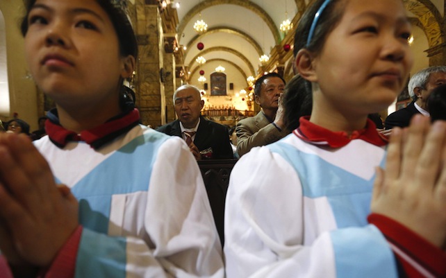 Natale in Cina. «La Chiesa clandestina soffre, ma nulla le impedisce di vivere la fede»