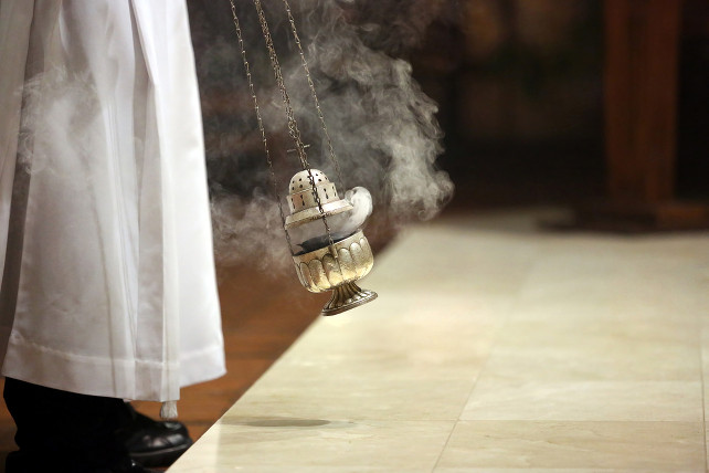 Lo spettacolo della Messa. L’efficacia del rito romano agli occhi di un regista teatrale