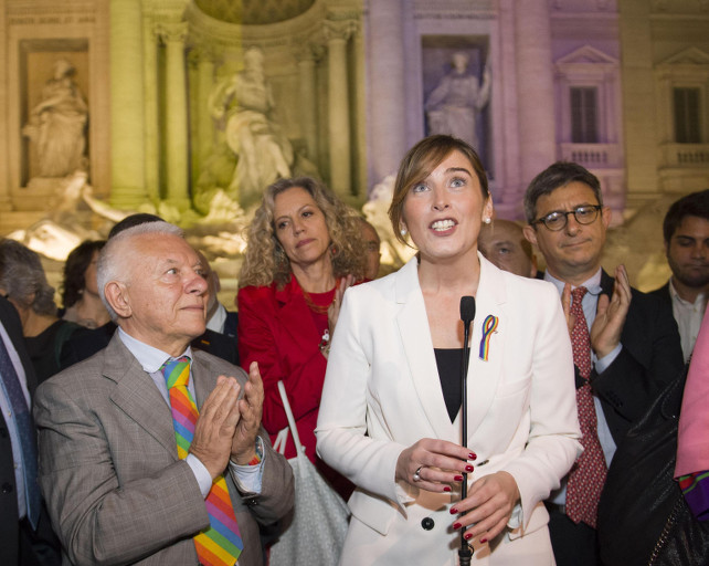 Fatte le unioni civili, prendono di mira la fedeltà matrimoniale. Questione di “logica”