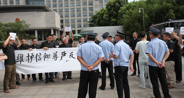 zhu-weifang-protesta-cina