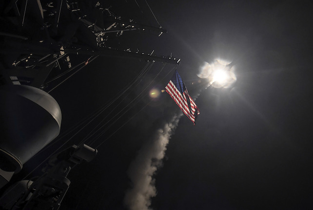 Usa attaccano la Siria. Abou Khazen: «Perché vogliono decidere loro per noi?»