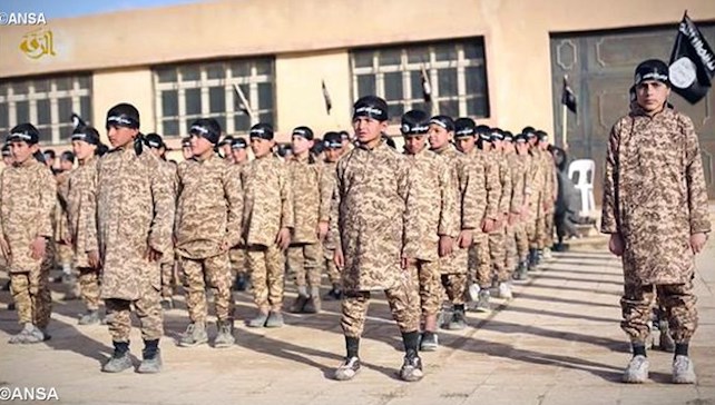 Iraq. Nelle carceri languono duemila bambini soldato addestrati dall’Isis
