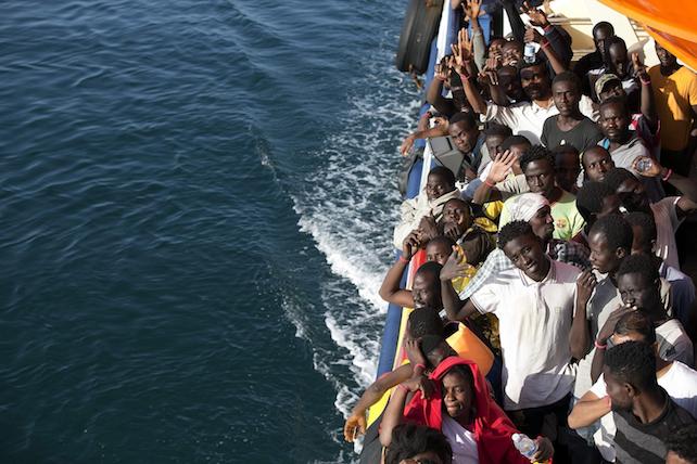 I migranti separati dalle opinioni