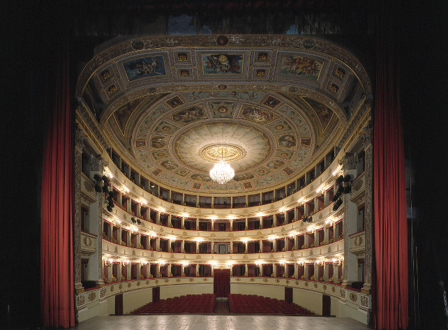 teatro-pergolesi-jesi