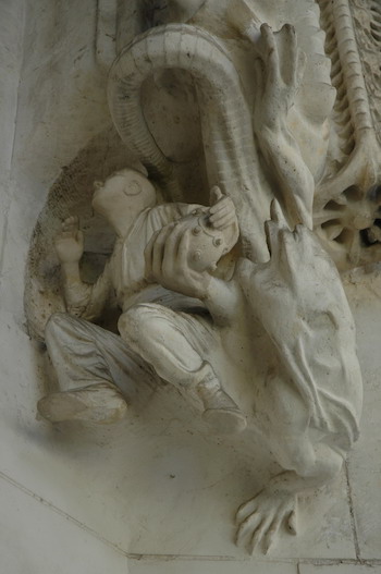 Gaudi_sagrada_terrorist