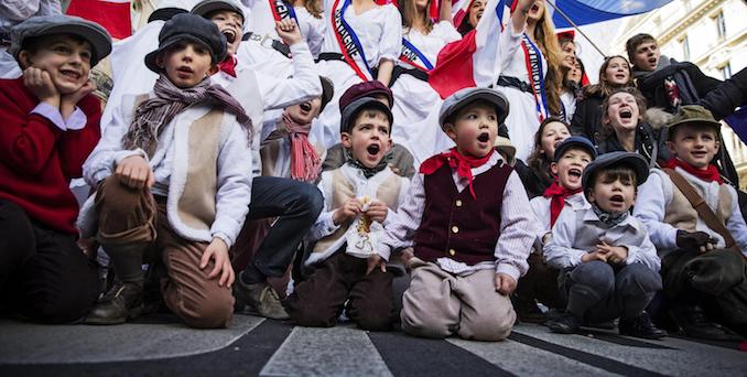 In Francia non si possono sculacciare i bambini (ma privarli di un padre sì)