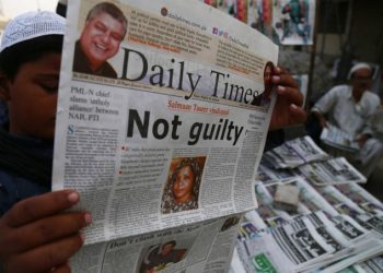 L'assoluzione di Asia Bibi sulle prime pagine dei quotidiani del Pakistan