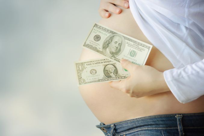 Figlio a tutti i costi? Desideri, business e abusi