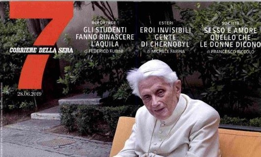 La copertina di Sette su Benedetto XVI
