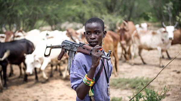 Nigeria. Ancora attacchi fulani, padre e figlio decapitati sulla via di casa
