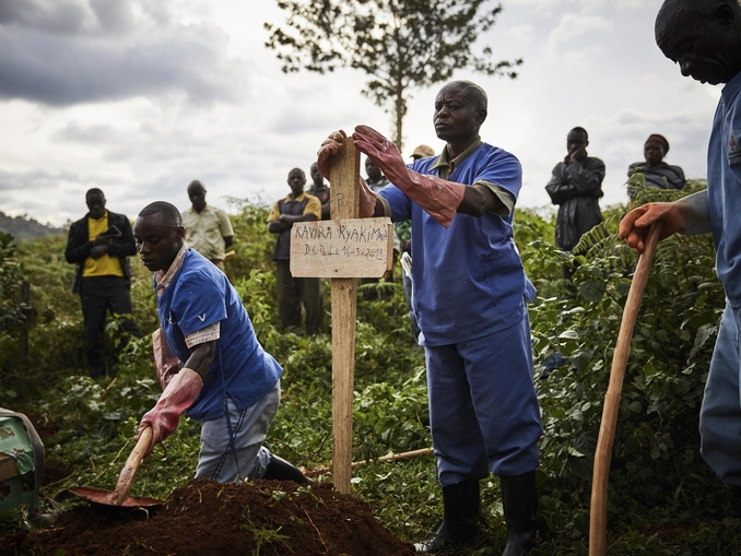 Congo, Ebola avanza grazie a guerre e superstizioni