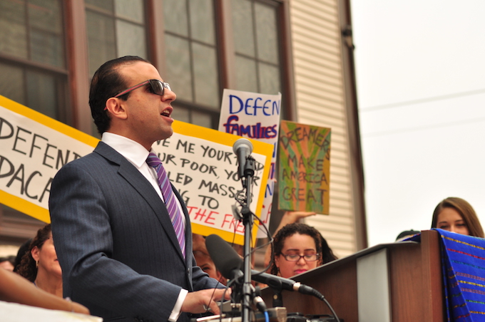 Cattolico, abortista e di sinistra lascia la politica e entra nei gesuiti