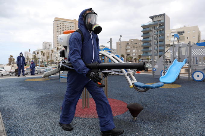 Figuratevi se anche il virus non era colpa degli ebrei