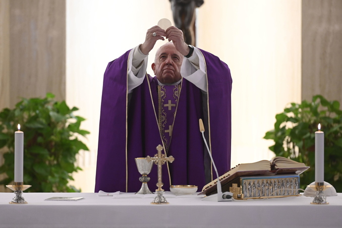 Lettera aperta al Papa: «Il popolo di Dio ha bisogno dei suoi sacerdoti»