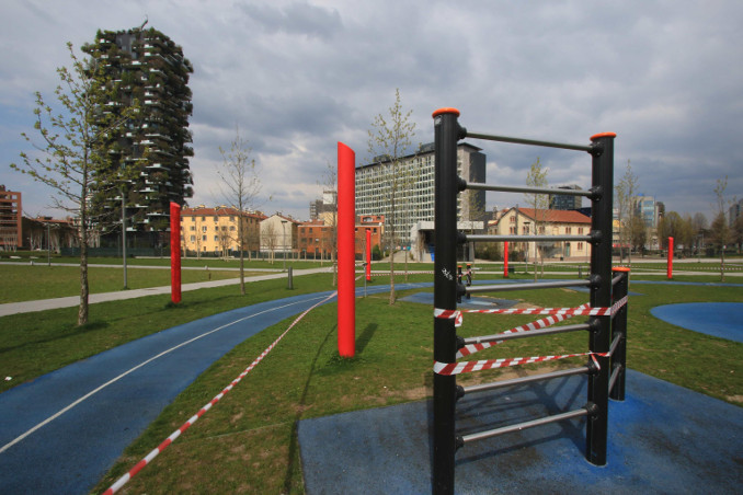 È tutto sigillato, ma il lavoro mediatico-giudiziario a Milano non si ferma