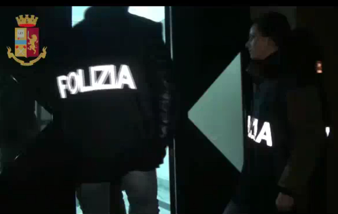 La polizia non può entrarvi in casa per controllare chi c’è a cena