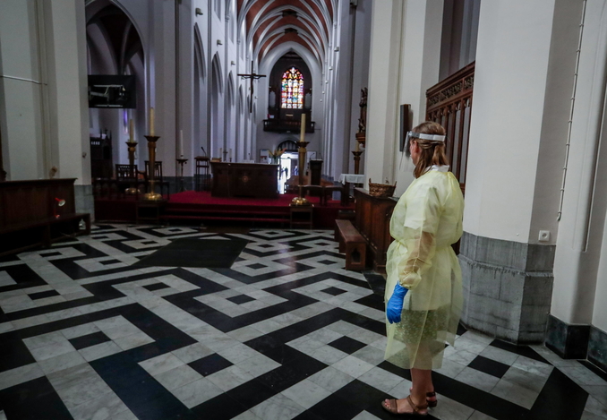 Belgio, peggio del Covid fa la Chiesa secolarizzata