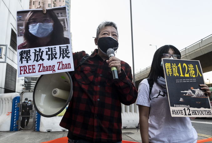 La condanna della giornalista Zhang Zhan in Cina ci riguarda tutti