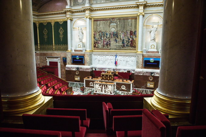 Per frenare l’islamismo, la Francia danneggia anche la Chiesa cattolica