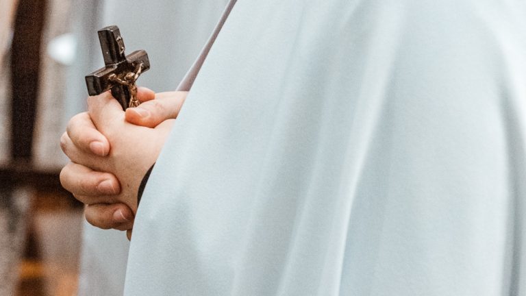 La morale della favola (sicula) sulla benedizione delle unioni gay