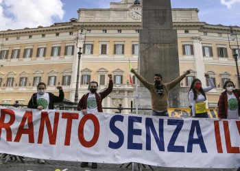 Una protesta contro l'Ilva a Roma