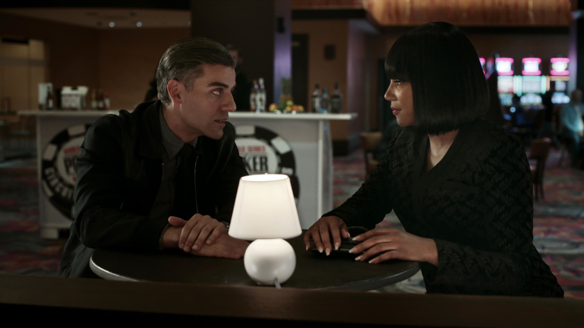Una scena del film The Card Counter - Il collezionista di carte