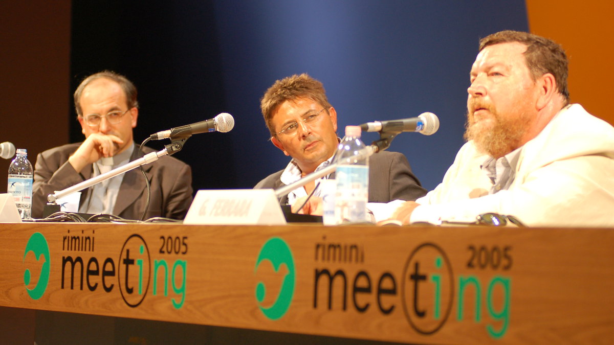 Don Stefano Alberto, Luigi Amicone, Giuliano Ferrara sul palco del Meeting di Rimini 2005