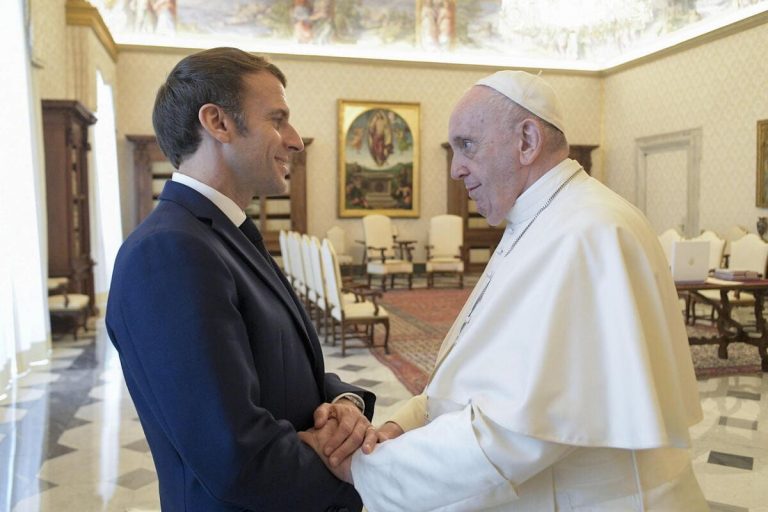 Che cosa si sono detti Macron e Papa Francesco