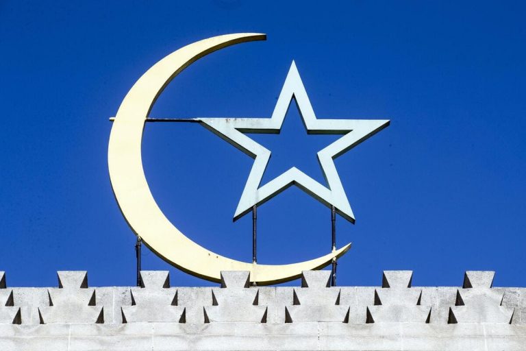 L’inarrestabile ascesa dell’islamismo nelle scuole francesi
