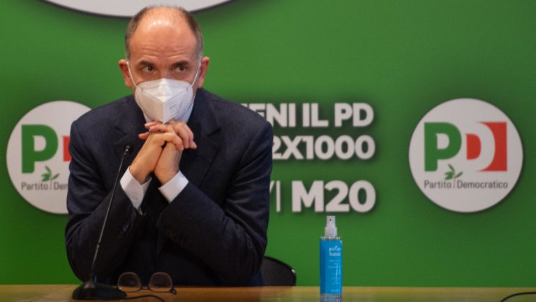 «La candidatura di Berlusconi è un vicolo cieco», dice Letta. E lui di vicoli ciechi se ne intende