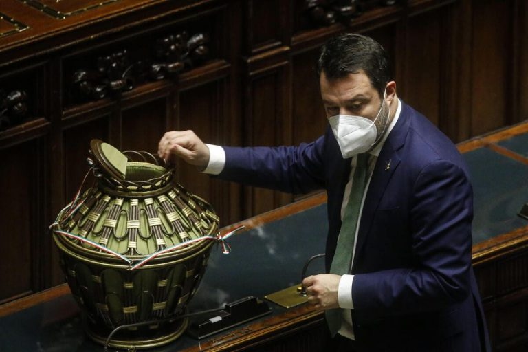 La disgregazione politica e istituzionale che ha portato alla rielezione di Mattarella