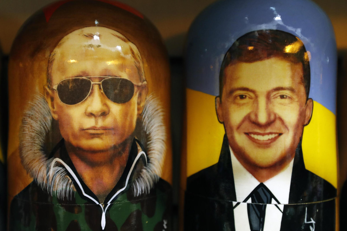 Putin e Zelensky in versione matrioska