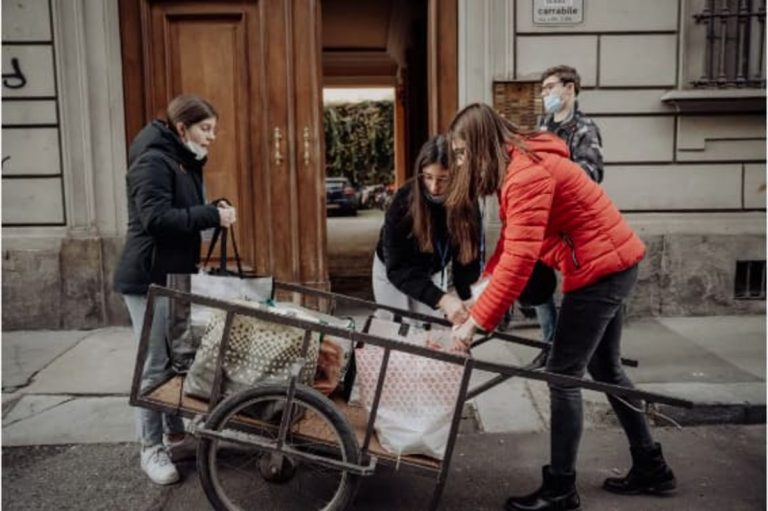 Un pezzo di Paradiso in terra: la comunità parrocchiale di santa Giulia di Torino