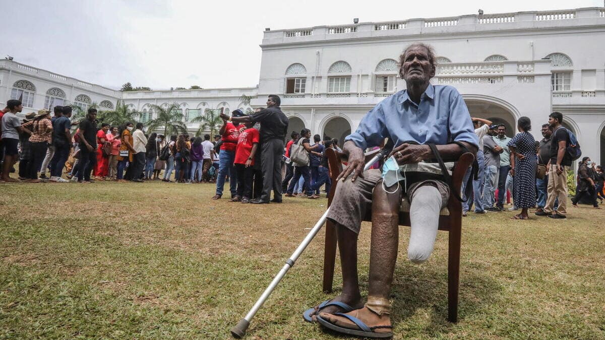 La popolazione protesta in Sri Lanka